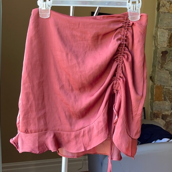 GLASSONS- silk slip skirt with tie. - Picture 1 of 2